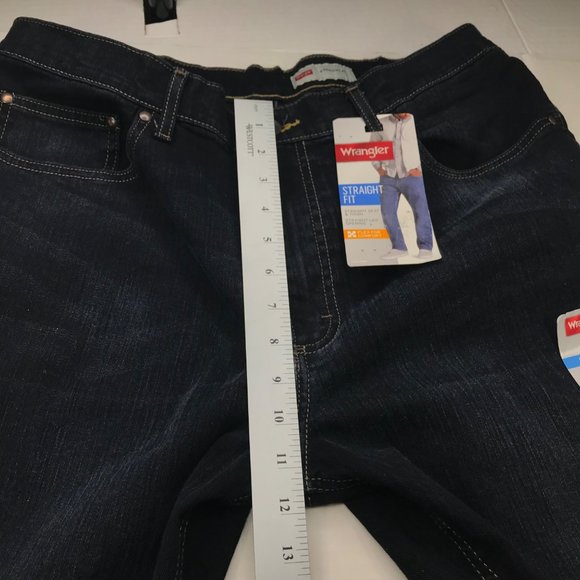 Wrangler Men's 34x34 Straight Fit Blue Jeans New With Tags - Picture 11 of 14